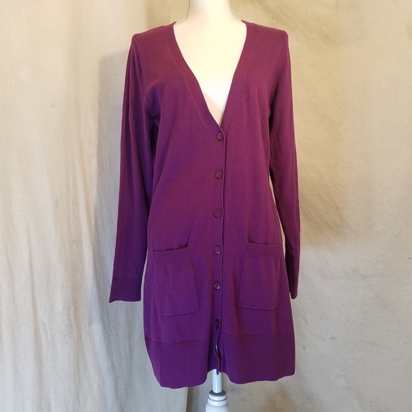 Extra Long Purple LowV Neck Button Down Cardigan - Picture 7 of 8